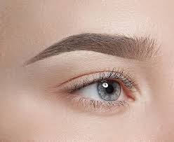 Trucco permanente sopracciglia